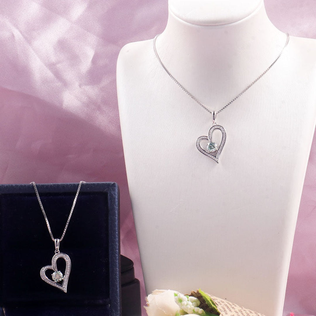 sterling-silver-necklace-moissanite-gemstone