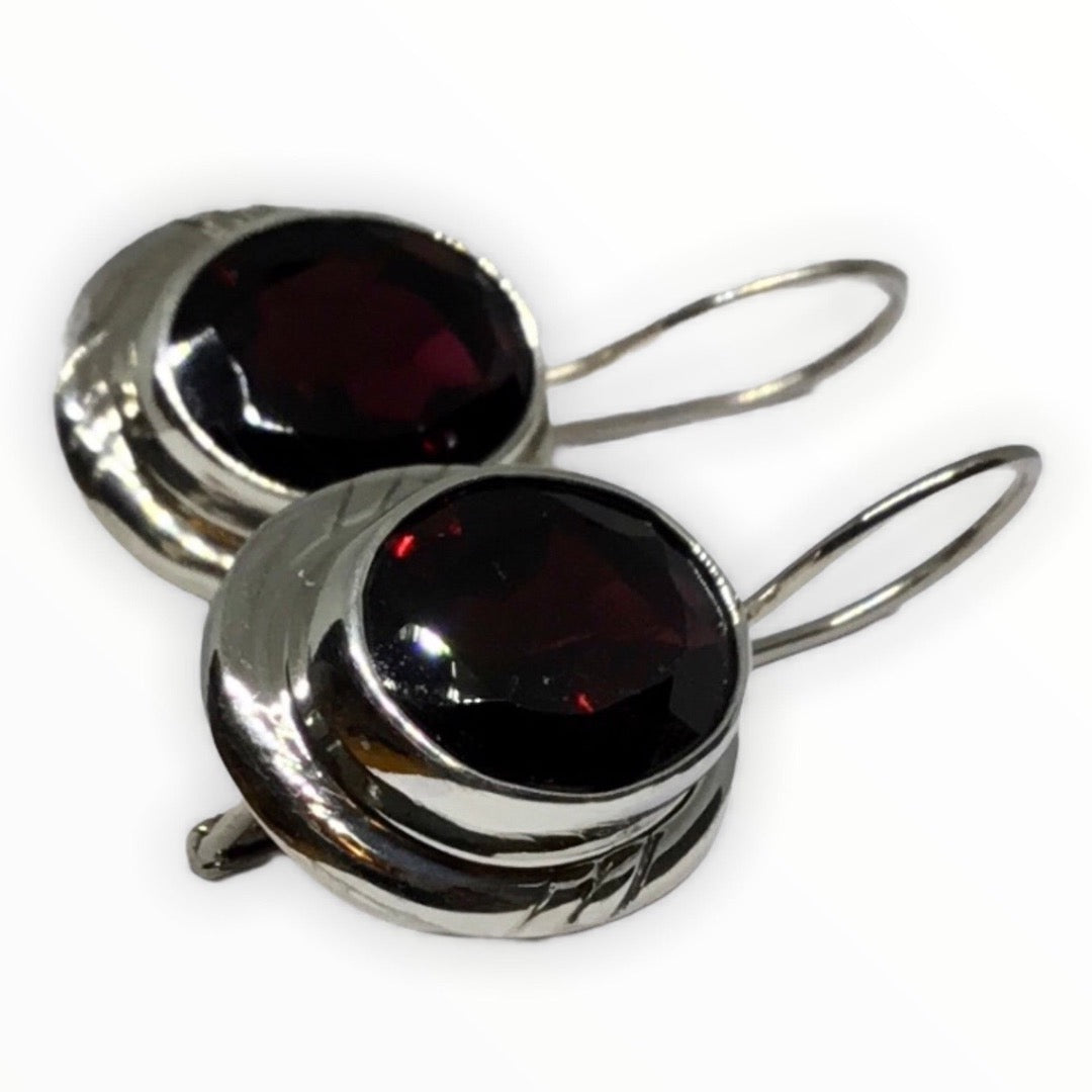 garnet-stunning-silver-gemstone-earrings