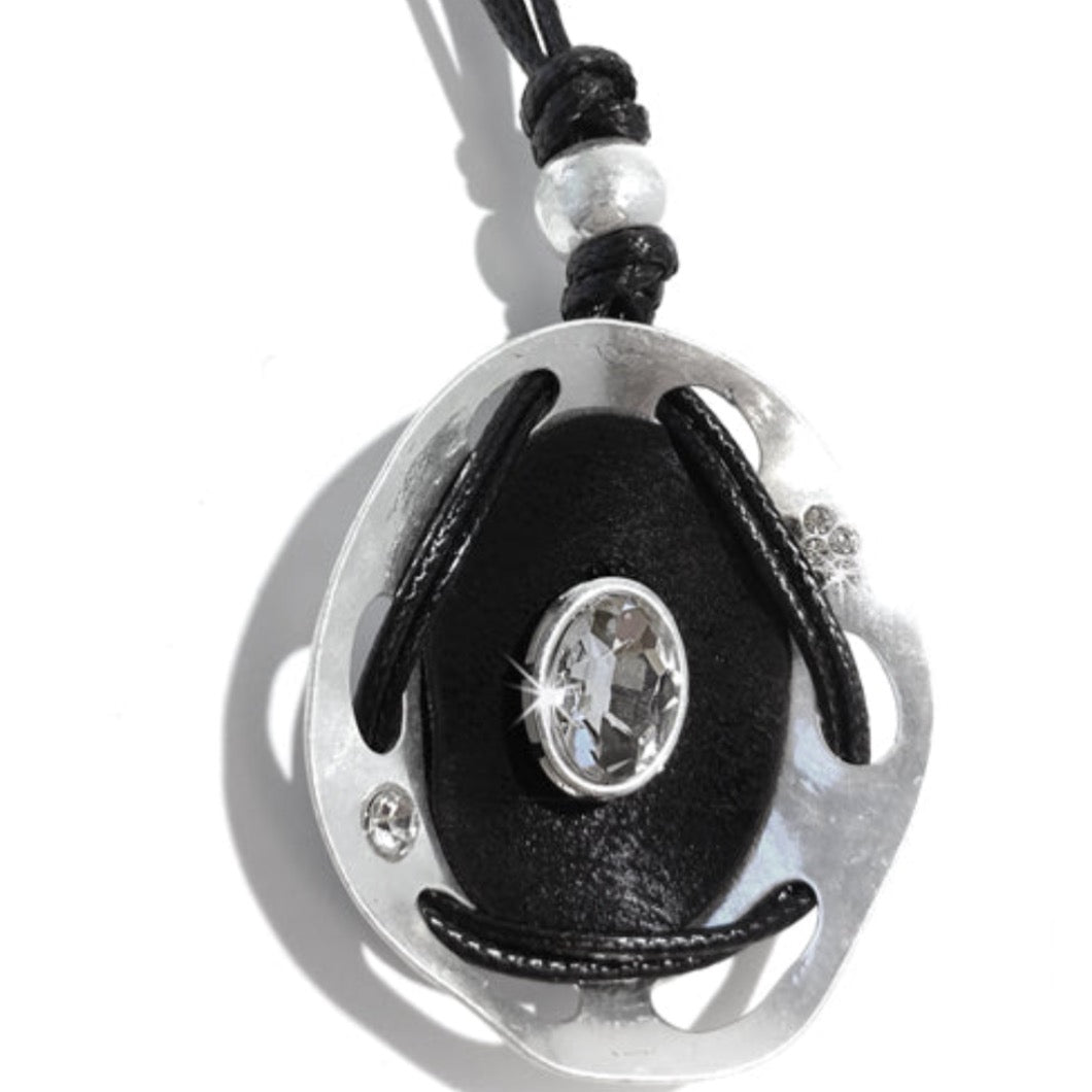 necklace-crystal-leather-fashion-jewelry