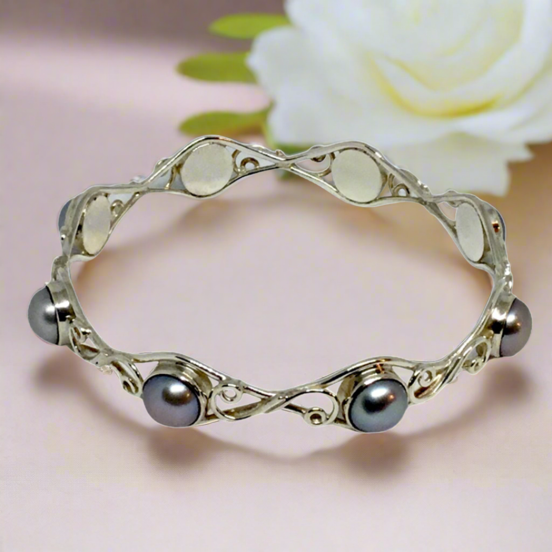 freshwater-pearl-sterling-silver-bangle