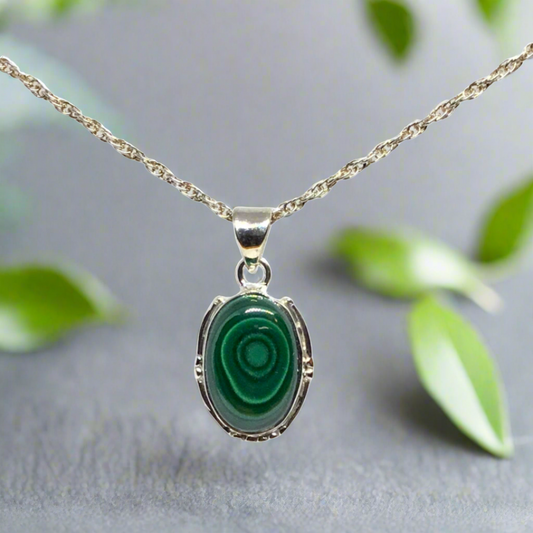 malachite-pendant-sterling-silver